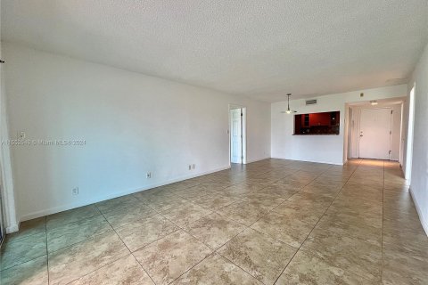 Condominio en venta en Weston, Florida, 2 dormitorios, 102.75 m2 № 1072299 - foto 9