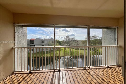 Condominio en venta en Weston, Florida, 2 dormitorios, 102.75 m2 № 1072299 - foto 21