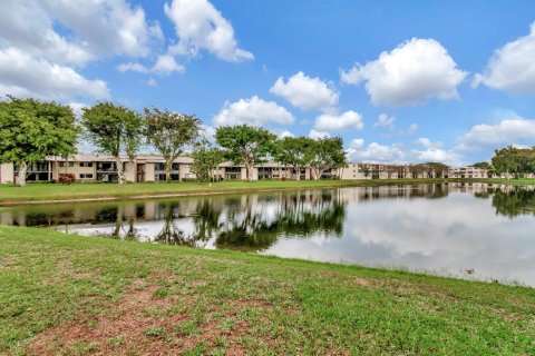 Copropriété à vendre à Delray Beach, Floride: 2 chambres, 97.36 m2 № 1054763 - photo 2