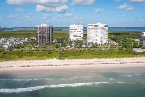 Copropriété à vendre à Hutchinson Island South, Floride: 3 chambres, 143.91 m2 № 1031955 - photo 1