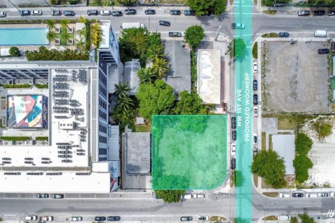 Commercial property in Miami, Florida № 1225108 - photo 6