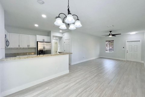 Copropriété à vendre à Hallandale Beach, Floride: 3 chambres, 113.06 m2 № 1378982 - photo 6