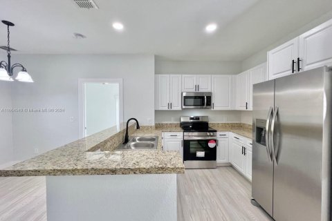 Copropriété à vendre à Hallandale Beach, Floride: 3 chambres, 113.06 m2 № 1378982 - photo 8