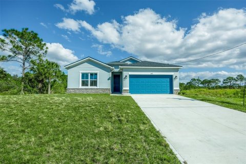 Casa en venta en Palm Bay, Florida, 4 dormitorios, 184.88 m2 № 1018650 - foto 1