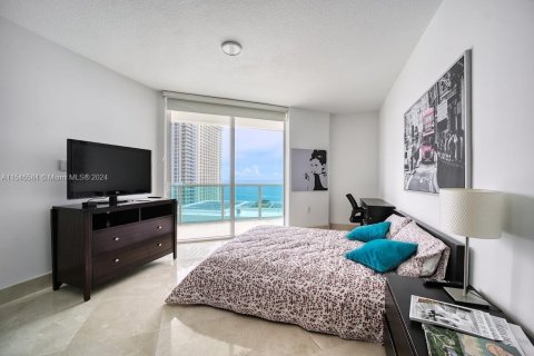 Copropriété à louer à Sunny Isles Beach, Floride: 4 chambres, 270.72 m2 № 1058037 - photo 16