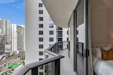 Copropriété à louer à Miami, Floride: 2 chambres, 73.21 m2 № 1351910 - photo 12