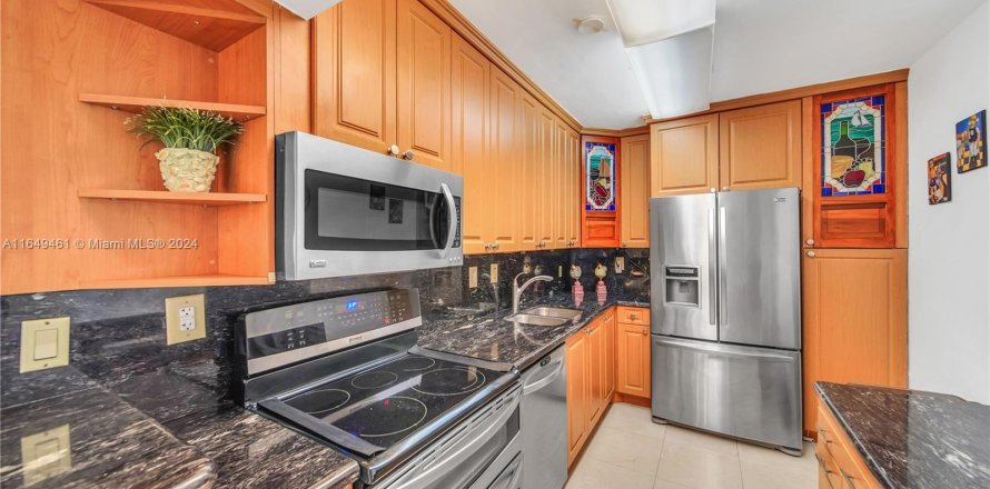 Condo in Aventura, Florida, 2 bedrooms  № 1351865