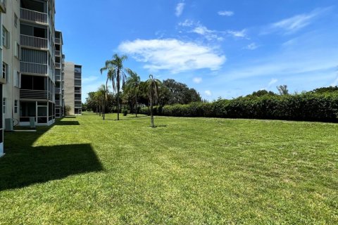 Copropriété à vendre à Boca Raton, Floride: 2 chambres, 111.48 m2 № 1210525 - photo 2