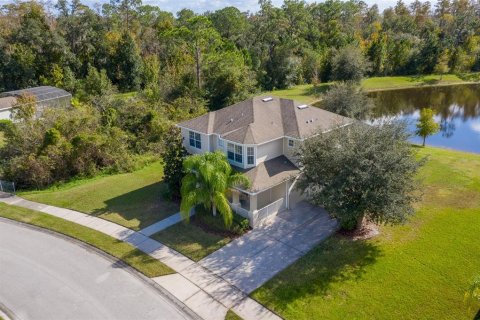 Villa ou maison à vendre à Kissimmee, Floride: 5 chambres, 243.68 m2 № 1359669 - photo 2