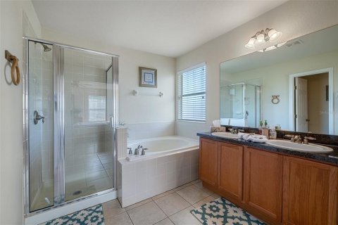 Villa ou maison à vendre à Kissimmee, Floride: 5 chambres, 243.68 m2 № 1359669 - photo 21