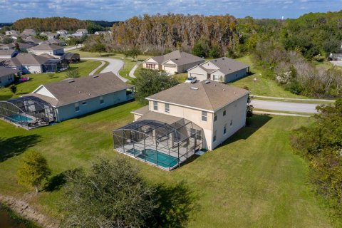 Villa ou maison à vendre à Kissimmee, Floride: 5 chambres, 243.68 m2 № 1359669 - photo 5