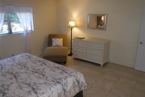 Condominio en venta en Lauderhill, Florida, 1 dormitorio, 86.21 m2 № 1021945 - foto 15