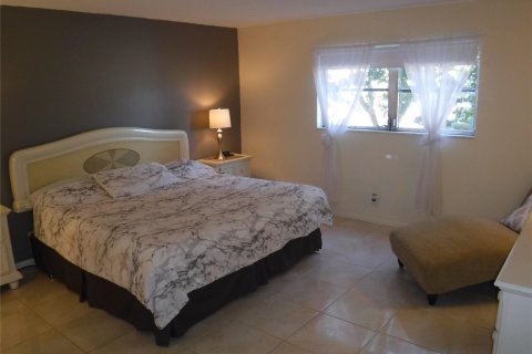 Copropriété à vendre à Lauderhill, Floride: 1 chambre, 86.21 m2 № 1021945 - photo 19