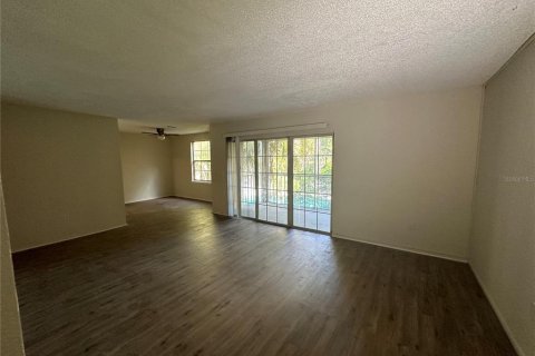 Immobilier commercial à vendre à Orlando, Floride: 17 chambres, 125.23 m2 № 1373502 - photo 19