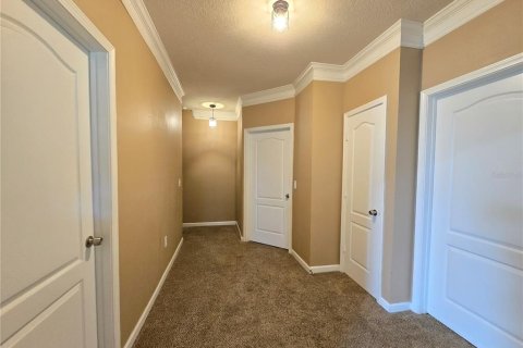 Condo in Tampa, Florida, 2 bedrooms  № 1360841 - photo 11