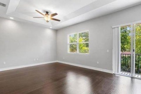 Townhouse in Delray Beach, Florida 4 bedrooms, 252.88 sq.m. № 1020091 - photo 8