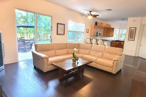 Townhouse in Delray Beach, Florida 4 bedrooms, 252.88 sq.m. № 1020091 - photo 15