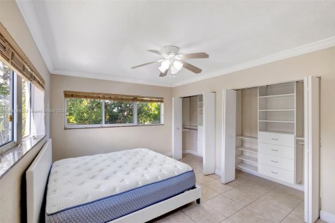 Condo in Bay Harbor Islands, Florida, 1 bedroom  № 1325229 - photo 15