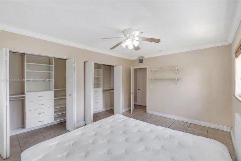 Condo in Bay Harbor Islands, Florida, 1 bedroom  № 1325229 - photo 13