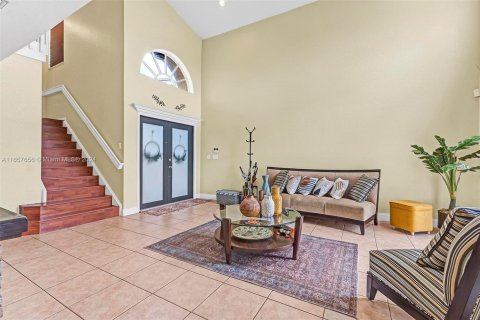 Villa ou maison à vendre à Miramar, Floride: 4 chambres, 231.42 m2 № 1358864 - photo 15