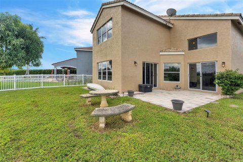 Villa ou maison à vendre à Miramar, Floride: 4 chambres, 231.42 m2 № 1358864 - photo 27