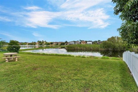 Villa ou maison à vendre à Miramar, Floride: 4 chambres, 231.42 m2 № 1358864 - photo 28