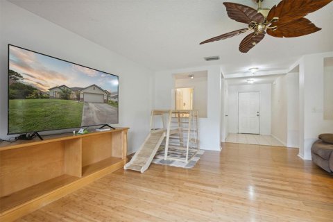 Villa ou maison à vendre à Palm Bay, Floride: 3 chambres, 158.21 m2 № 1343544 - photo 12