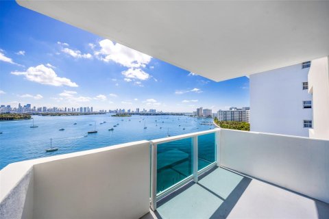 Condominio en venta en Miami Beach, Florida, 2 dormitorios, 99.5 m2 № 1224980 - foto 1