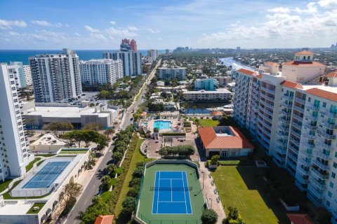 Condo in Fort Lauderdale, Florida, 2 bedrooms  № 1040714 - photo 3