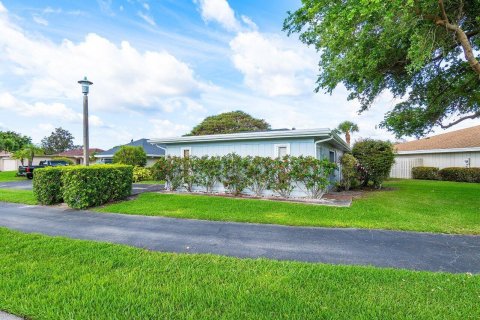 Villa ou maison à vendre à Palm Beach Gardens, Floride: 2 chambres, 150.59 m2 № 1076829 - photo 13