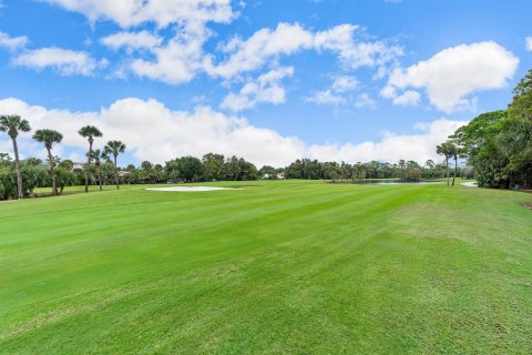 Villa ou maison à vendre à West Palm Beach, Floride: 2 chambres, 175.68 m2 № 1076831 - photo 12