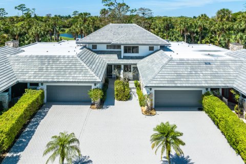 Villa ou maison à vendre à West Palm Beach, Floride: 2 chambres, 175.68 m2 № 1076831 - photo 6