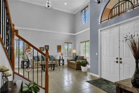 Villa ou maison à vendre à Cutler Bay, Floride: 5 chambres, 366.5 m2 № 1054243 - photo 17
