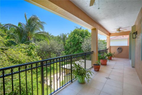 Villa ou maison à vendre à Cutler Bay, Floride: 5 chambres, 366.5 m2 № 1054243 - photo 26
