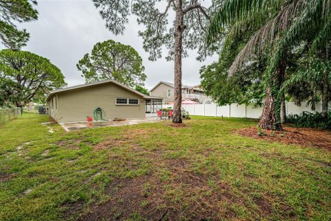 Villa ou maison à vendre à Tarpon Springs, Floride: 3 chambres, 166.95 m2 № 1344563 - photo 6