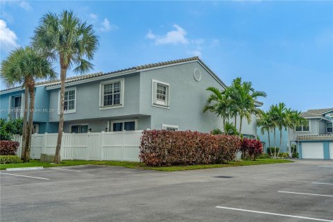 Townhouse in Boca Raton, Florida 3 bedrooms, 129.88 sq.m. № 1327977 - photo 5