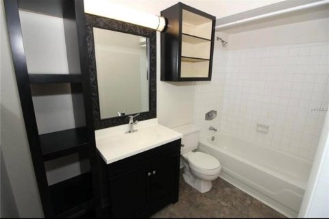 Condominio en venta en Orlando, Florida, 3 dormitorios, 106.84 m2 № 1055106 - foto 5