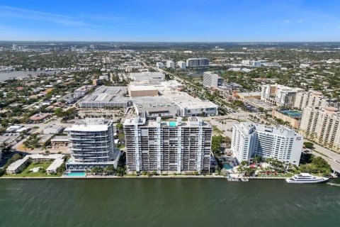 Condo in Fort Lauderdale, Florida, 2 bedrooms  № 1224895 - photo 10