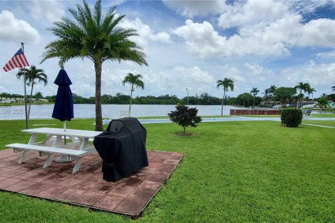 Copropriété à vendre à Hollywood, Floride: 1 chambre, 67.54 m2 № 1272742 - photo 24