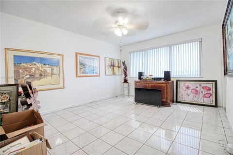 Copropriété à vendre à Hollywood, Floride: 1 chambre, 67.54 m2 № 1272742 - photo 7