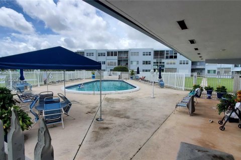 Condominio en venta en Hollywood, Florida, 1 dormitorio, 67.54 m2 № 1272742 - foto 14