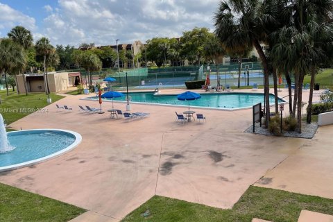 Copropriété à vendre à Lauderhill, Floride: 2 chambres, 98.48 m2 № 1272643 - photo 30