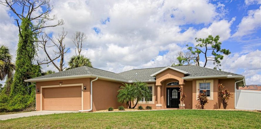 House in North Port, Florida 3 bedrooms, 143.72 sq.m. № 1064650