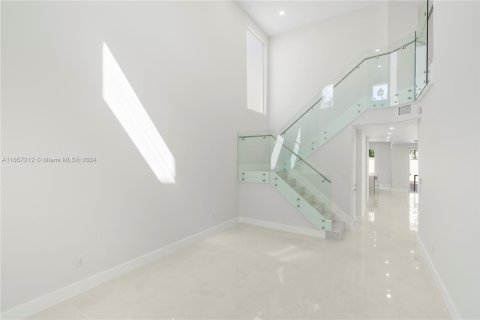 Casa en venta en Aventura, Florida, 4 dormitorios, 273.97 m2 № 1360500 - foto 4