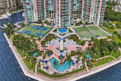 Copropriété à vendre à Aventura, Floride: 3 chambres, 197.88 m2 № 1210025 - photo 20