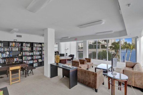 Copropriété à vendre à Aventura, Floride: 3 chambres, 197.88 m2 № 1210025 - photo 8