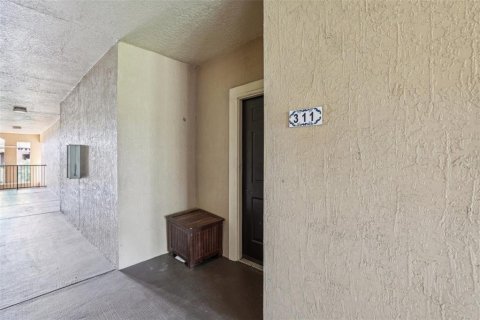 Condo in Orlando, Florida, 2 bedrooms  № 1307246 - photo 3