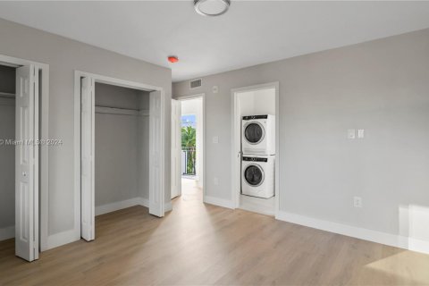 Appartement à louer à Miami, Floride: 1 chambre, 65.03 m2 № 1377431 - photo 3