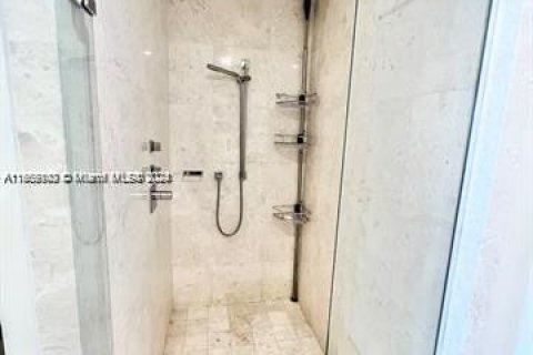 Apartamento en alquiler en Sunny Isles Beach, Florida, 2 dormitorios, 138.15 m2 № 1377435 - foto 22