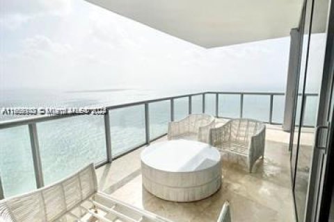 Apartamento en alquiler en Sunny Isles Beach, Florida, 2 dormitorios, 138.15 m2 № 1377435 - foto 15